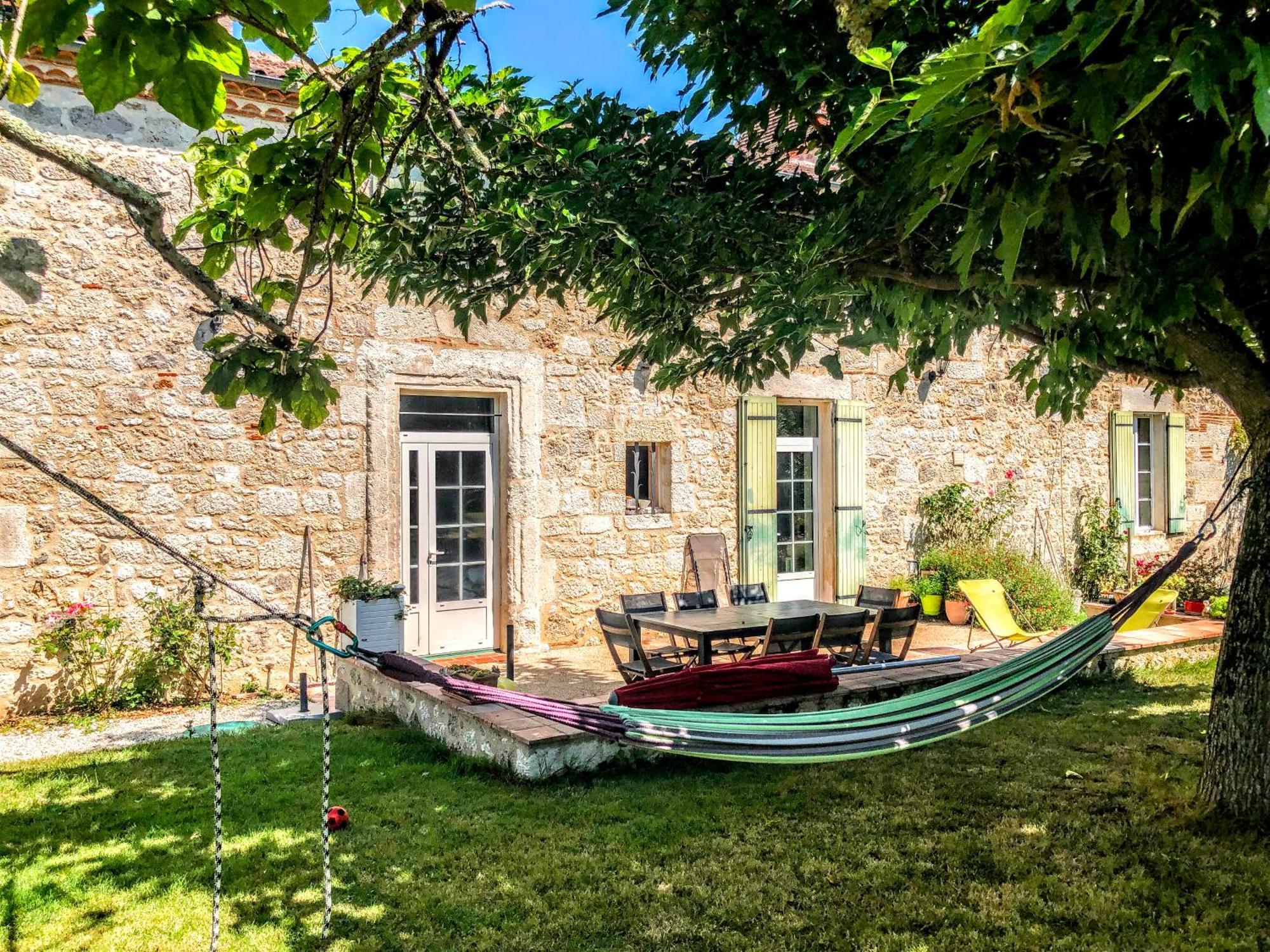 Gite Kiwi - Domaine Du Pi Geonnier De Saint-Vincent Bourran Exterior photo